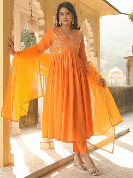 Kurti - Embroidered Thread  Kurta Set