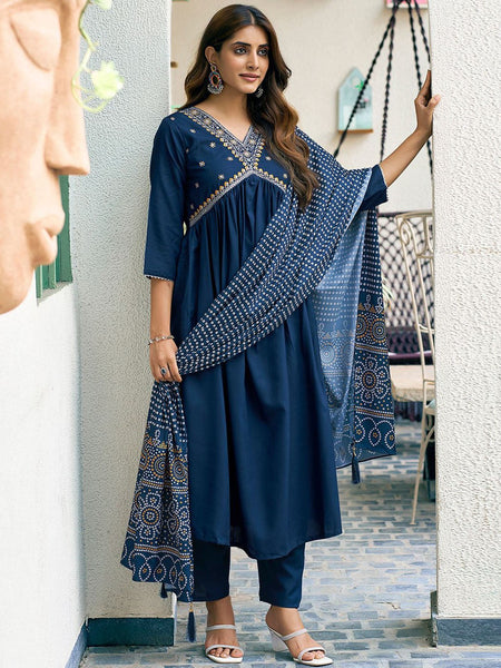 Kurti - Floral Sequined Kurta Set