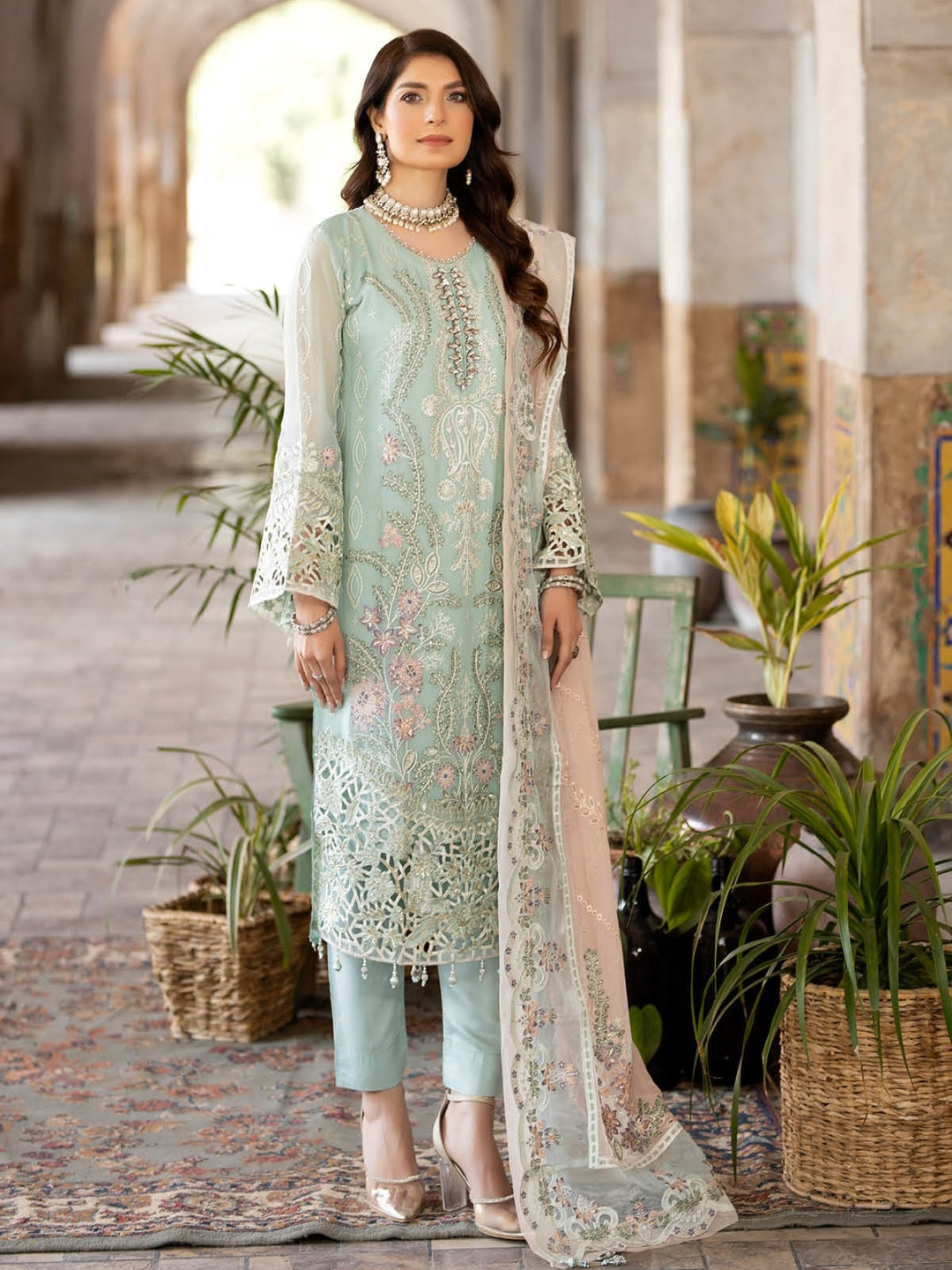 Pakistani Green Dresses - Shop Green Dresses Online in USA Pakistani Green Dresses - Shop Green Dresses Online in USA