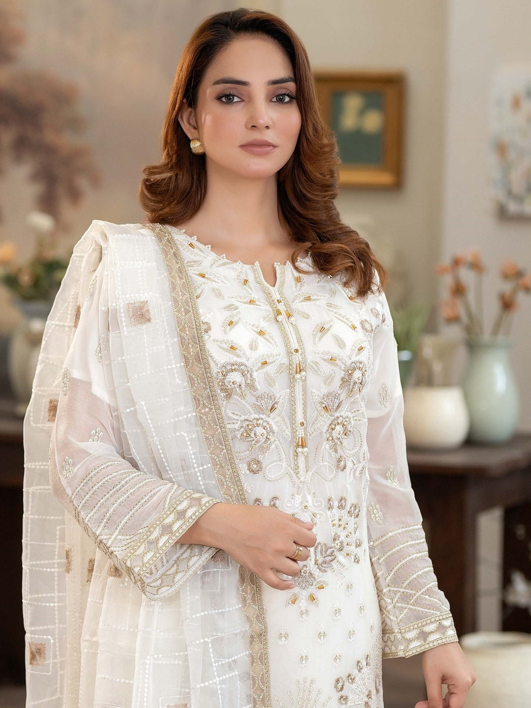 Ivory Chiffon Heavy Embroidered Straight Cut Elegant Wedding Wear Ivory Chiffon Heavy Embroidered Straight Cut Elegant Wedding Wear