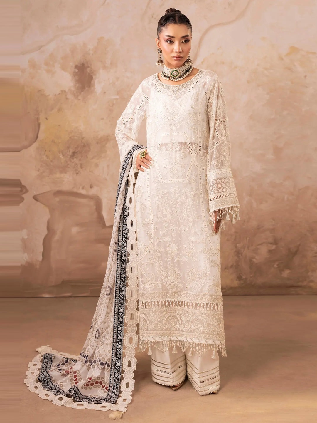 Ivory White Chiffon Intricate Embroidered Straight Cut Classic Formal Wear Ivory White Chiffon Intricate Embroidered Straight Cut Classic Formal Wear
