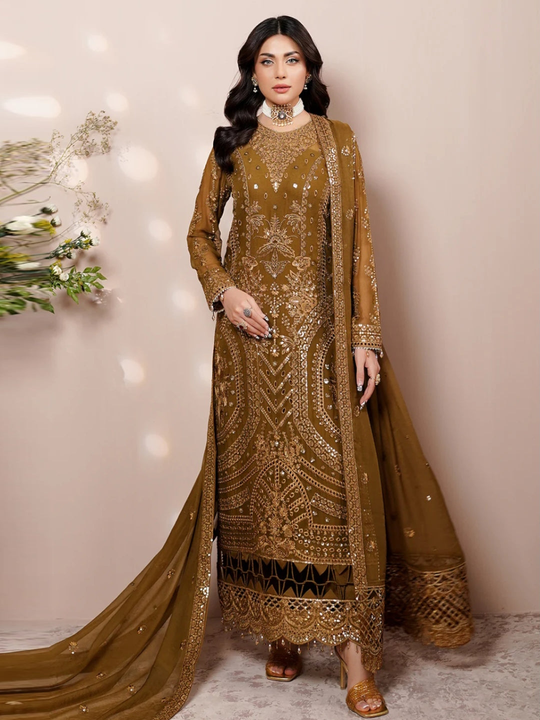 Pakistani Golden Dresses - Free Shipping on Golden Dresses Online in USA Pakistani Golden Dresses - Free Shipping on Golden Dresses Online in USA