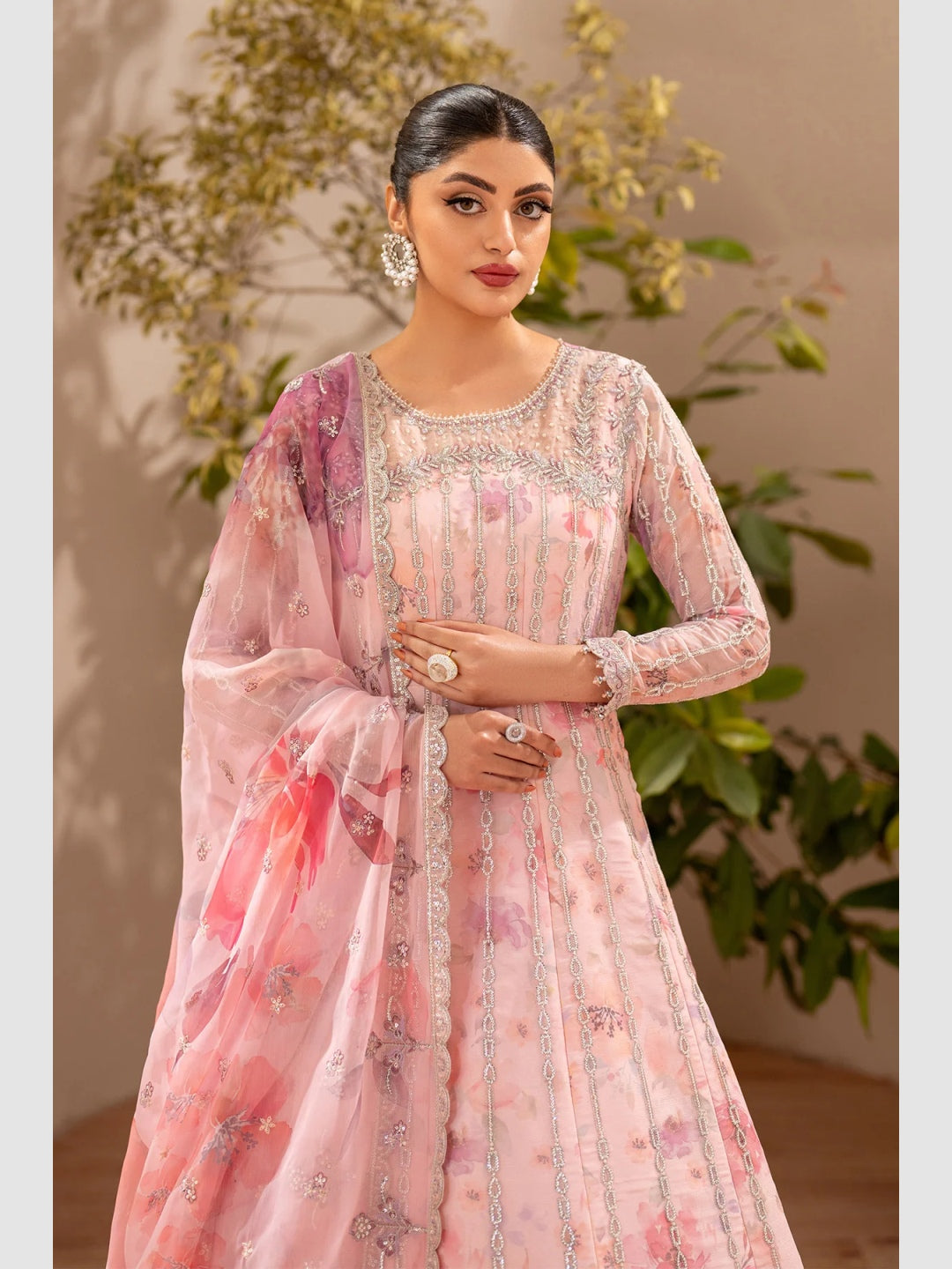 pink chiffon dress for wedding Wedding season has begun Shop Mia, our stunning blush pink chiffon wedding guest dress Available in store or online. We ship globally with fast delivery and easy returns Spring wedding