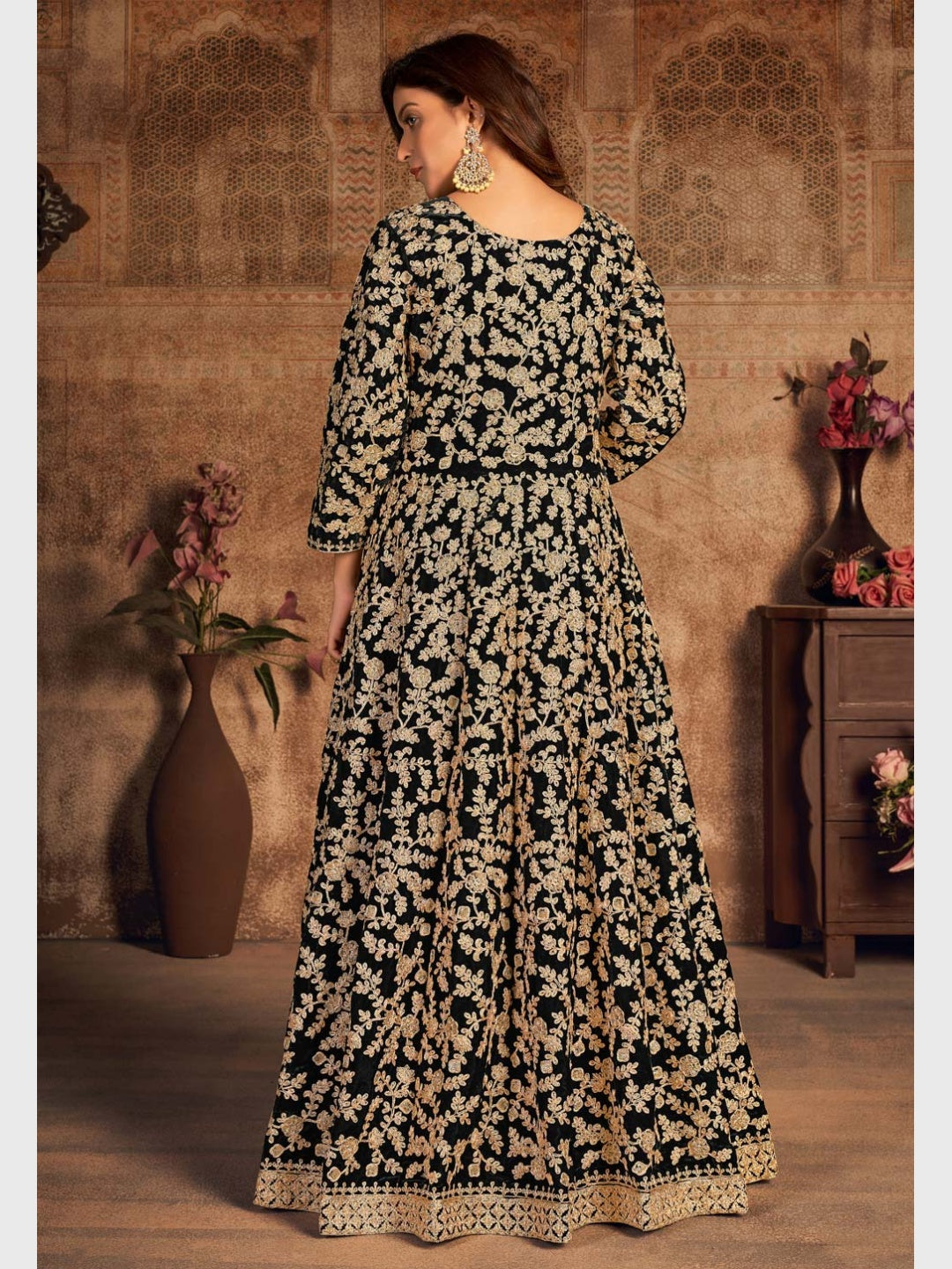 Buy Velvet Dresses & Velvet Shawls Women Online In Pakistan – Jazmin