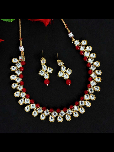 Pearl Indian Jewelry - Kundan & Pearl Necklace