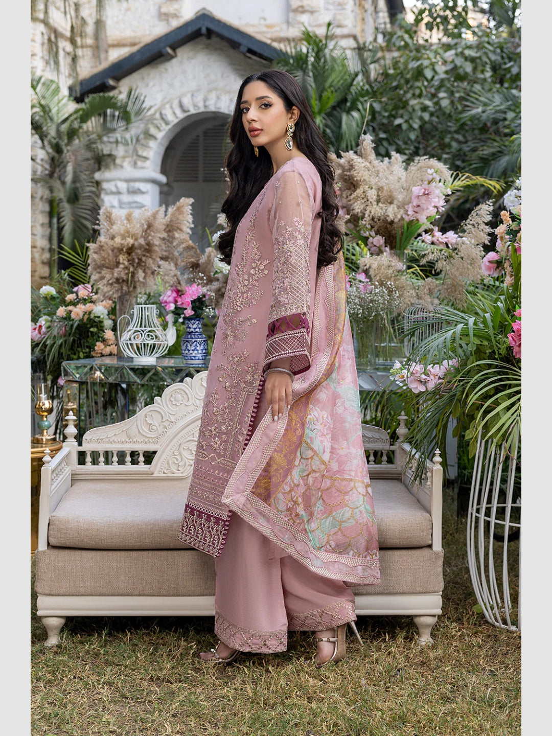 Summer Dress Designs Pakistani For Girls/ Short Frock Designs 2022 /  Pakistani Short Frocks In Lawn - YouTube
