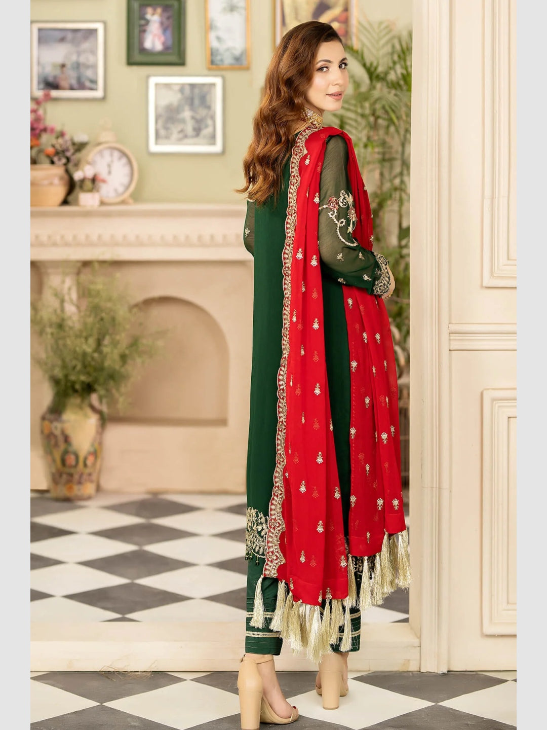 Pakistani Dress Green Designer Chiffon Pakistani Dress Green Designer Chiffon