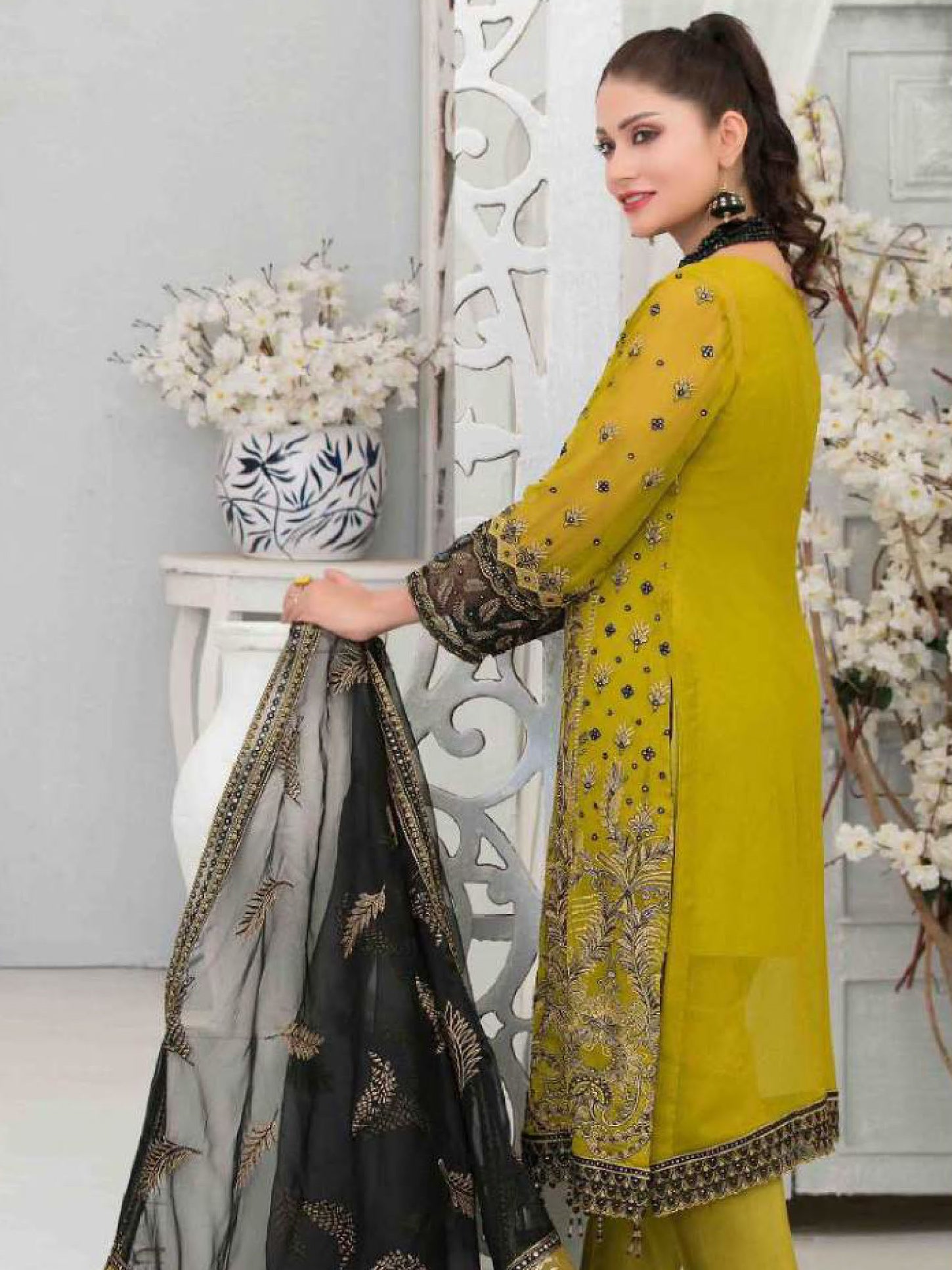 Pakistani Dress Yellow Crinkle Chiffon Pakistani Dress Yellow Crinkle Chiffon