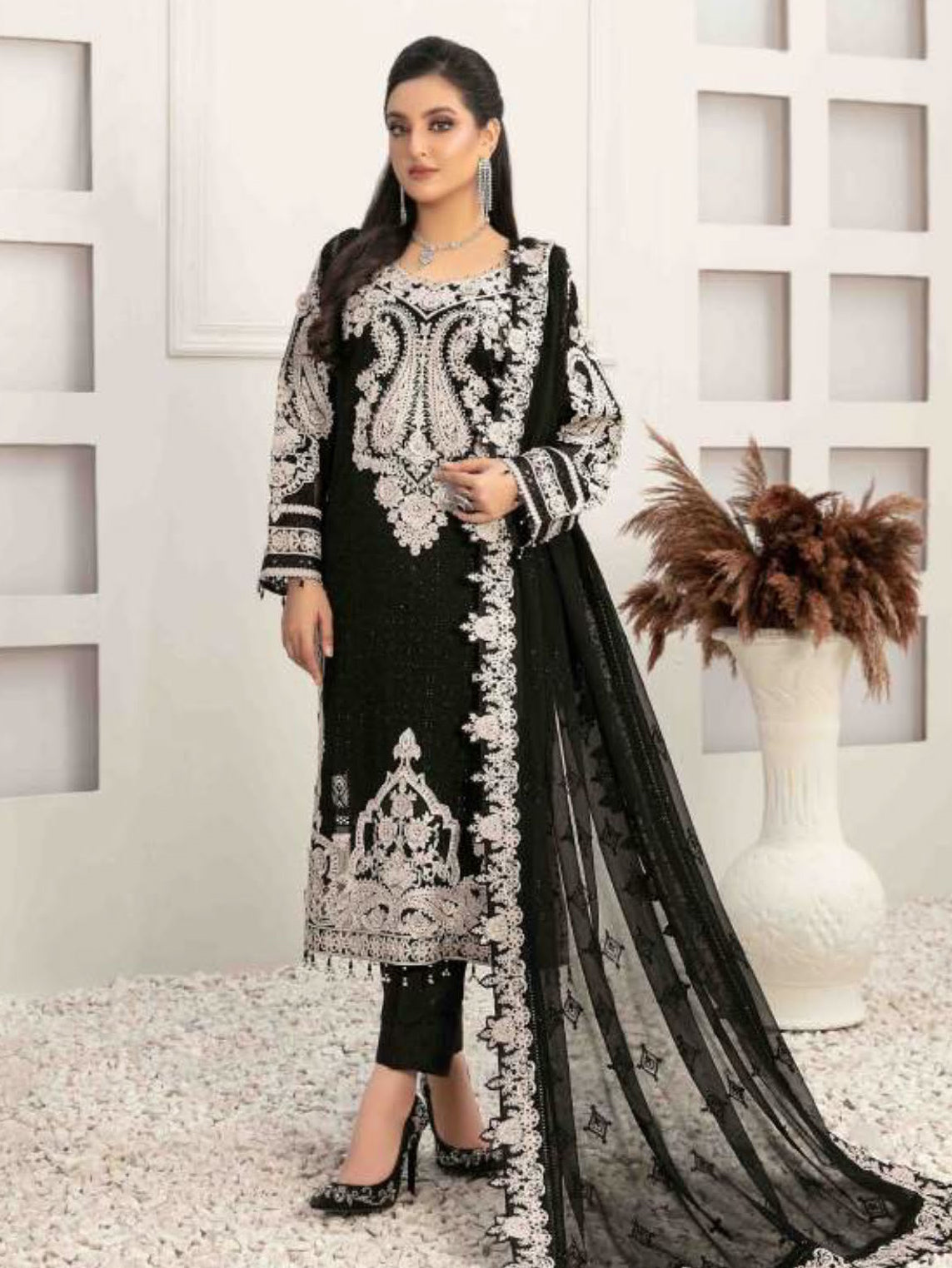 chiffon embroidered dresses in pakistan Stylish Chiffon Dresses in Pakistan Chiffon Suit Collection