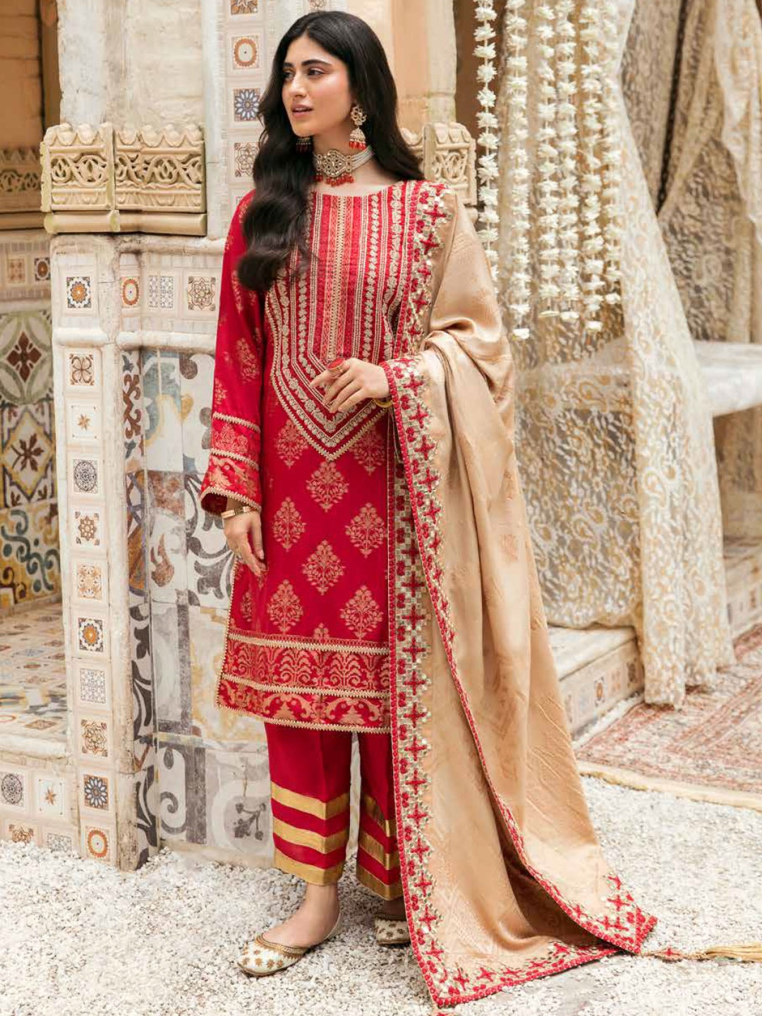 Pakistani linen shalwar kameez deals